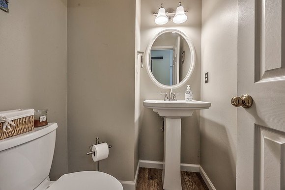 12825GarnettSt-18