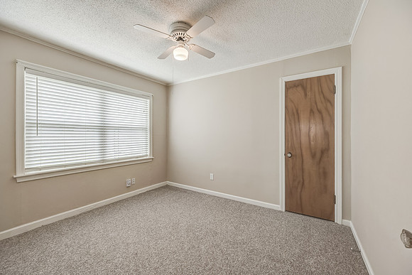 7530Eaton-5