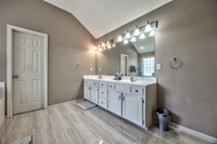 8116NCosbyAve-10