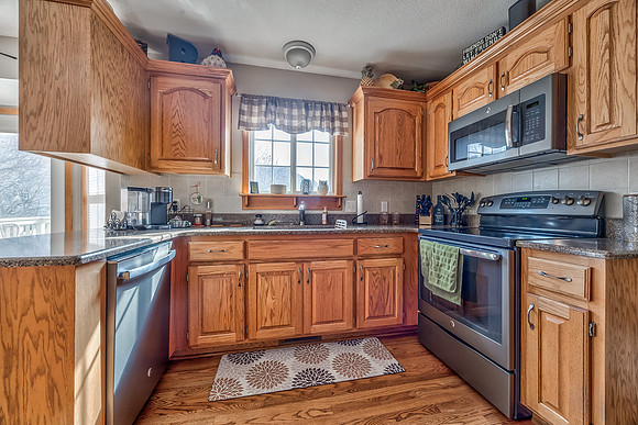 670HillsideCT-12