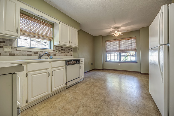 12105W121ST-20