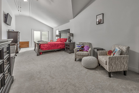 9295OakcrestDr-26