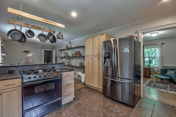9716BensonSt-9