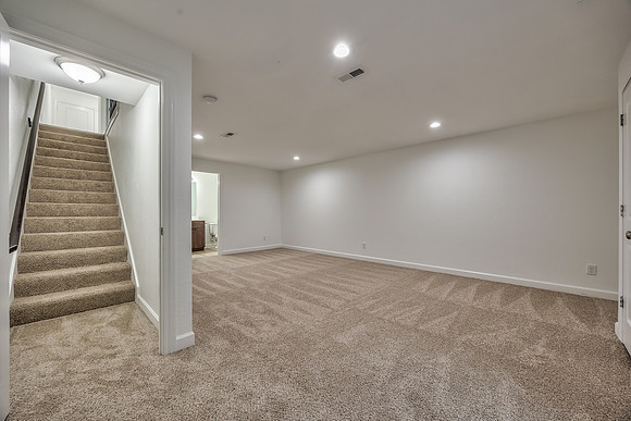 10532ClubhouseDR-21