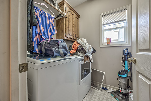 8116NCosbyAve-20