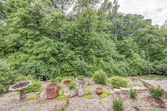 2118RidgeviewDR-18