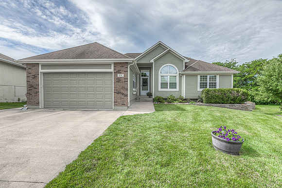 1717OverbrookLn-2