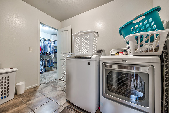 5220MeadowlarkDr-26