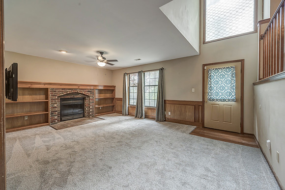 10734RolandCT-19