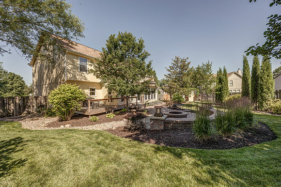 5645Lakecrest-48